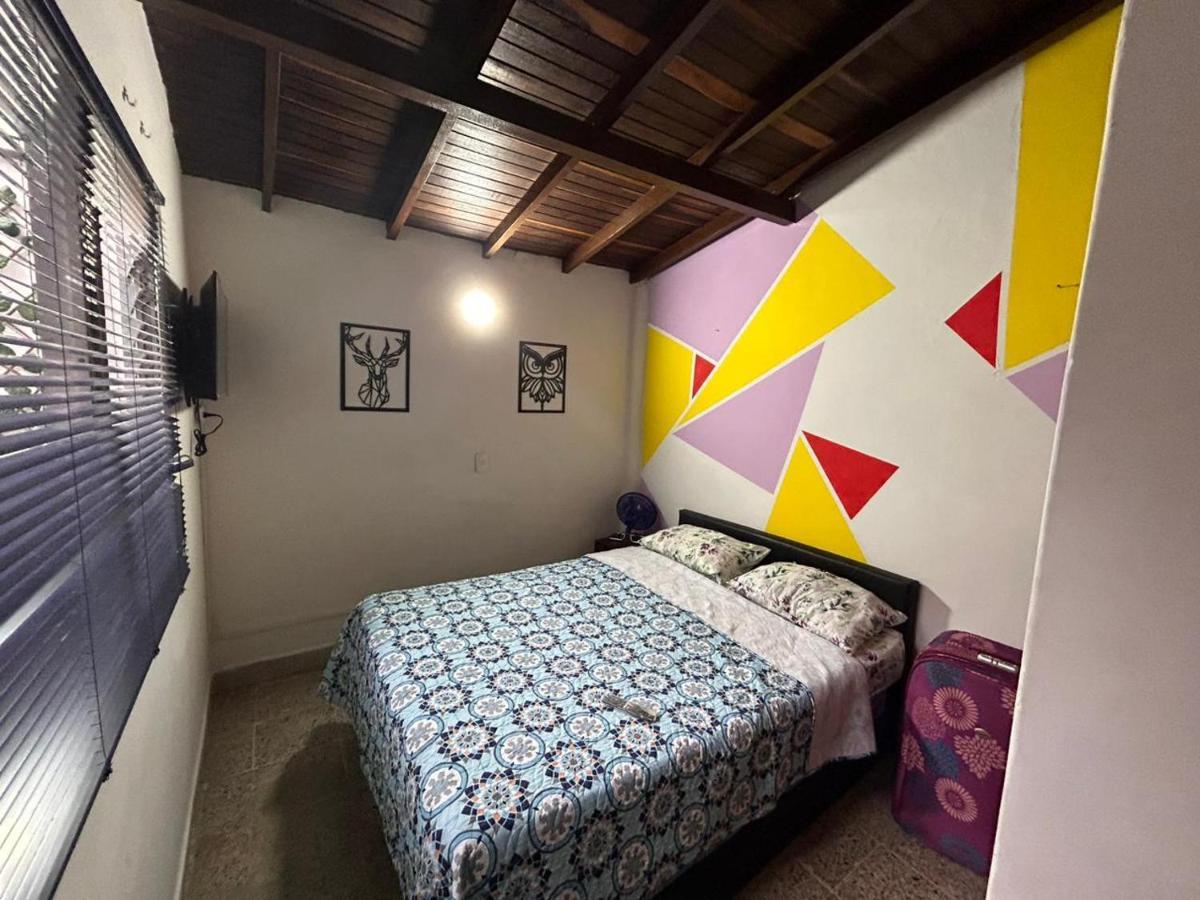Hostel Urban City Μεντεγίν Εξωτερικό φωτογραφία