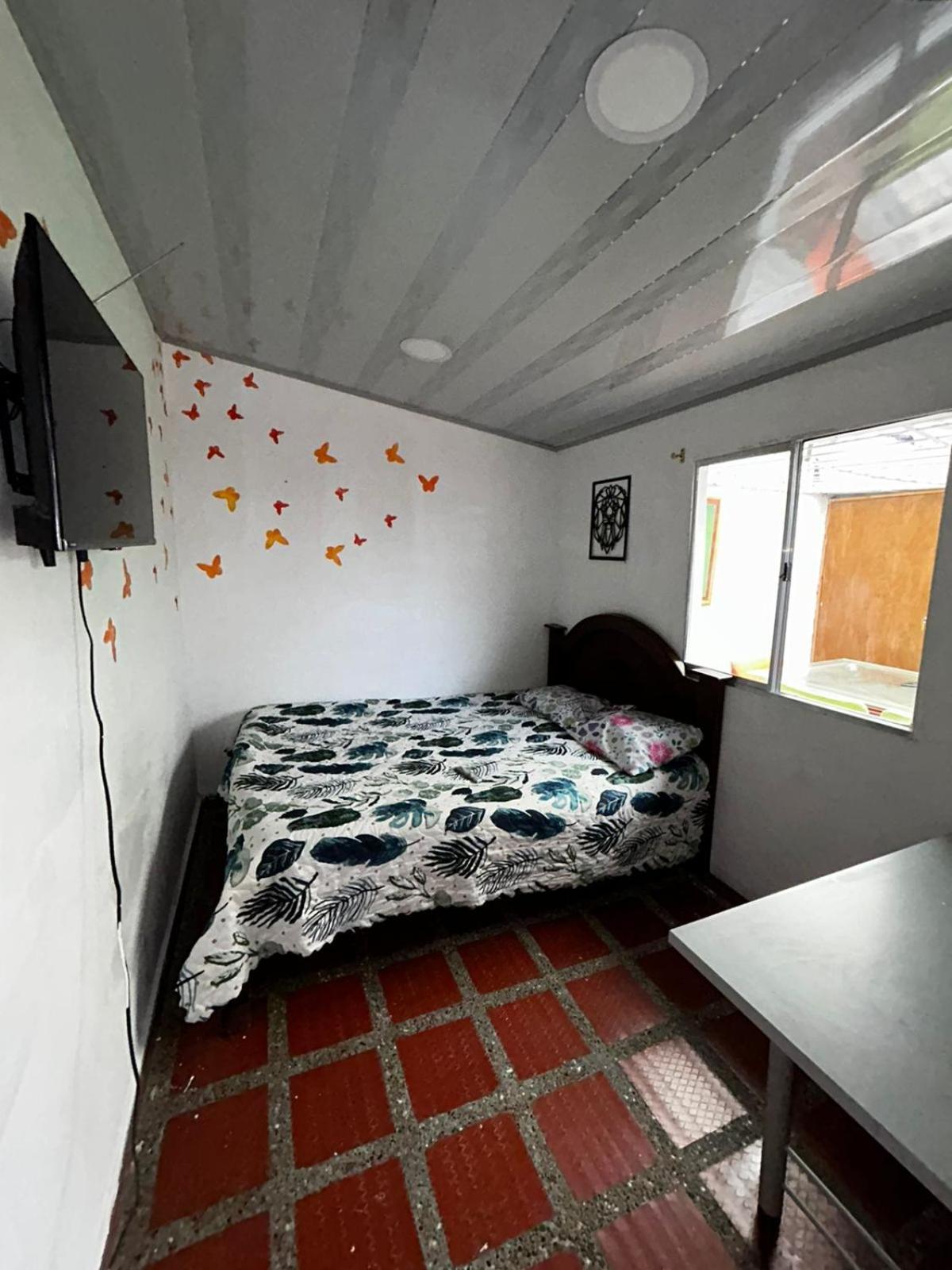 Hostel Urban City Μεντεγίν Εξωτερικό φωτογραφία